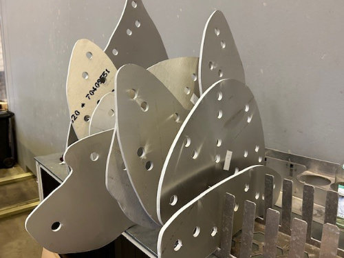 Einige_Scheiben_vor_der_Montage Einige_Scheiben_vor_der_Montage